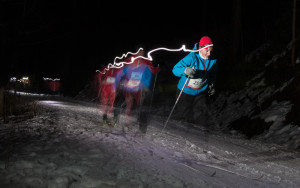 Závodníci Noční stopa Valachy 2015. Autor: Lukáš Budínský (foto.lukasx.cz), Fotoaparát: Canon EOS 70D, Objektiv: 18-35mm